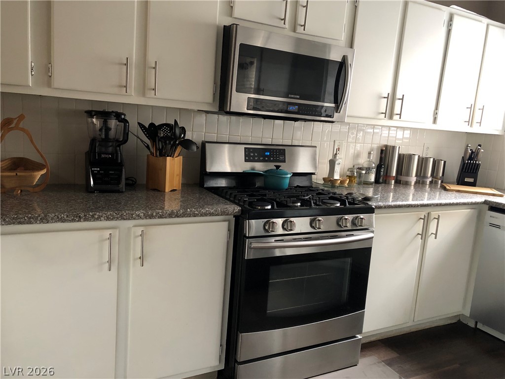 7803 Foxwood Place 4