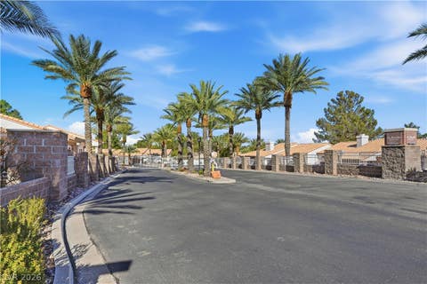 Tiny photo for 250 Garfield Drive, Henderson, NV 89074 (MLS # 2799968)
