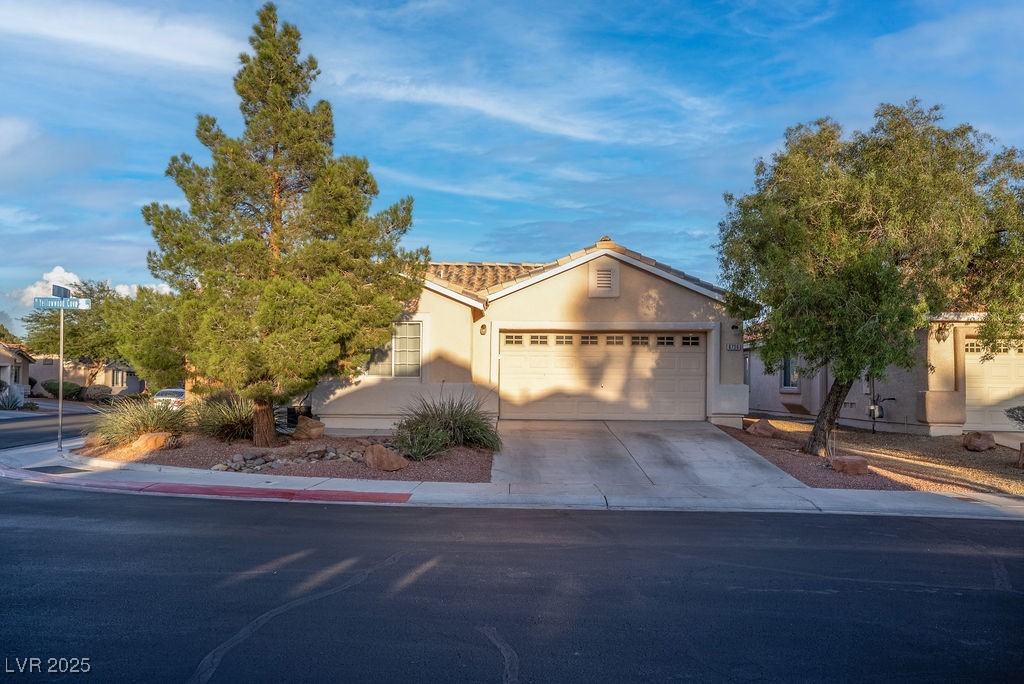 6736 Yellowwood Cove Street