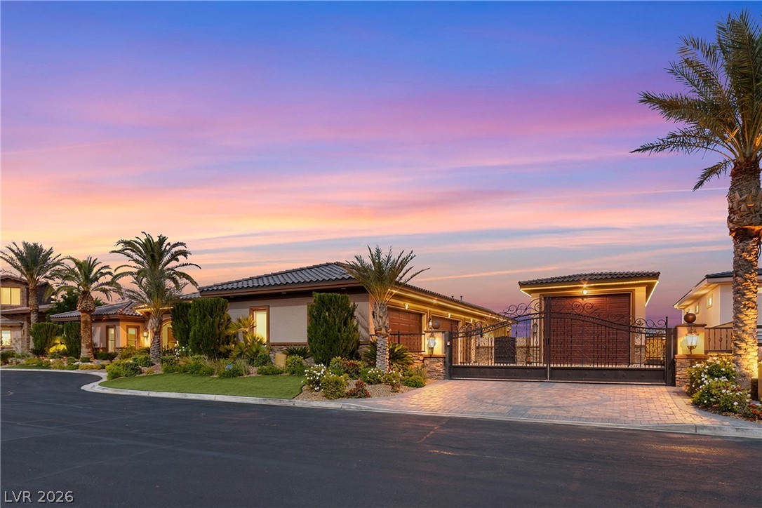 8574 Verde Park Circle