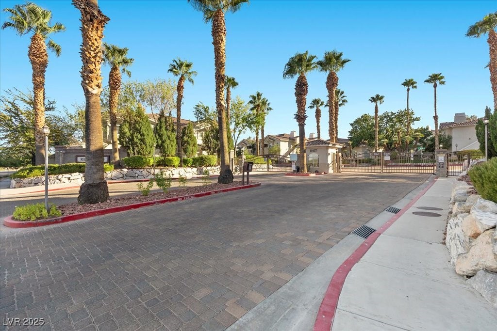 1521 Ruby Cliffs Lane 104