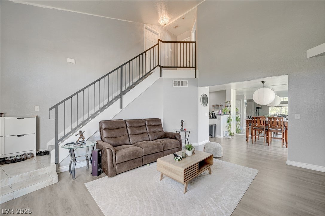 8012 Delbonita Avenue