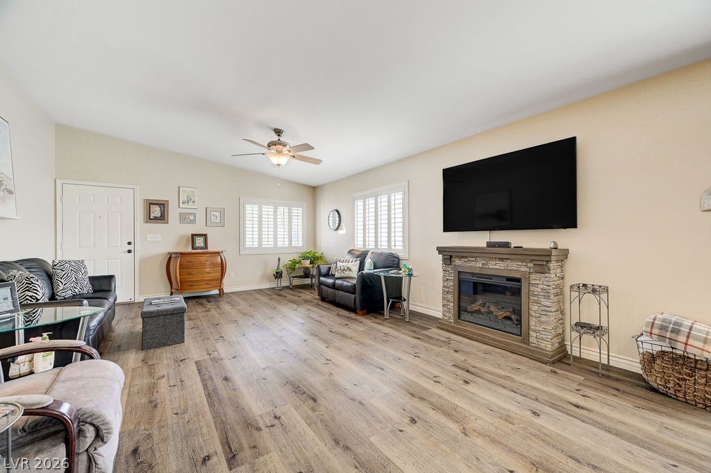 4945 Mascaro Drive