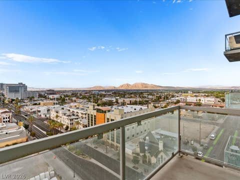 Tiny photo for 900 Las Vegas Boulevard #814, Las Vegas, NV 89101 (MLS # 2798298)