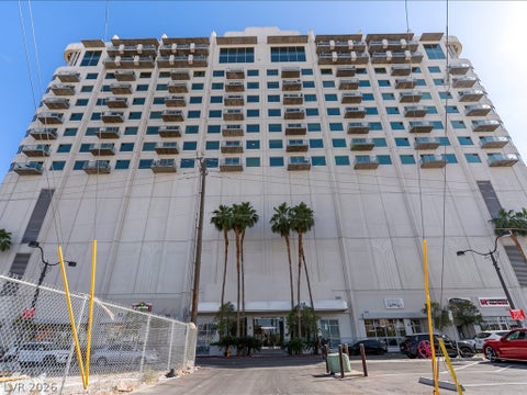 Tiny photo for 900 Las Vegas Boulevard #814, Las Vegas, NV 89101 (MLS # 2798298)