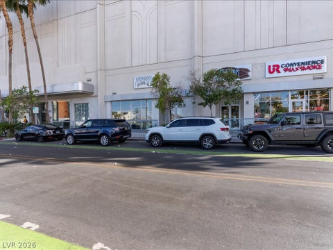 Tiny photo for 900 Las Vegas Boulevard #814, Las Vegas, NV 89101 (MLS # 2798298)