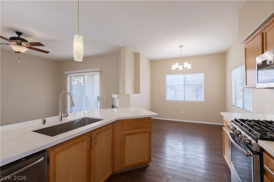 1050 E Cactus Avenue 2020