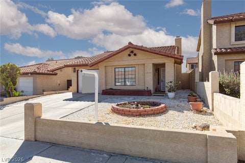 Homes For Sale - 6705 Waterville Circle<br/> Las Vegas, NV 89107