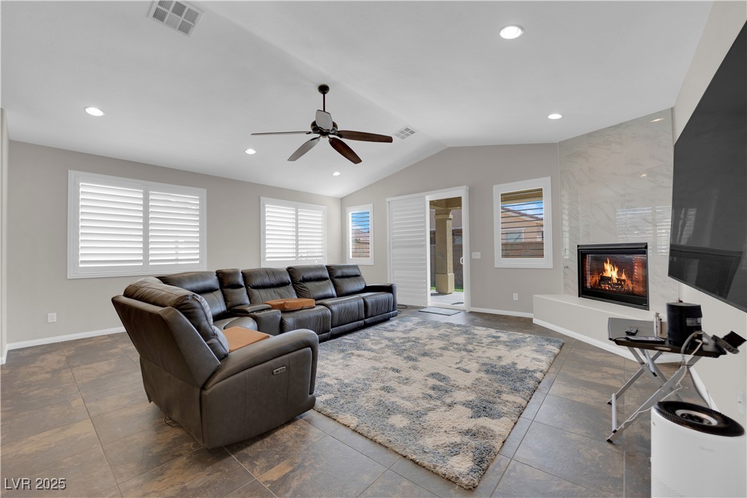 960 Rue Grand Paradis Lane, Henderson, Nevada image 11