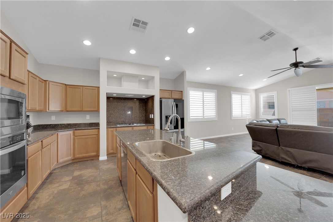 960 Rue Grand Paradis Lane, Henderson, Nevada image 9