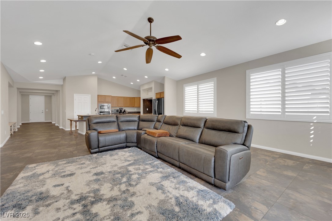 960 Rue Grand Paradis Lane, Henderson, Nevada image 12