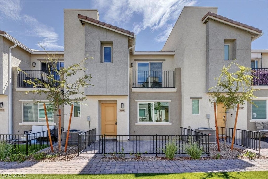6811 Sage Gold Court