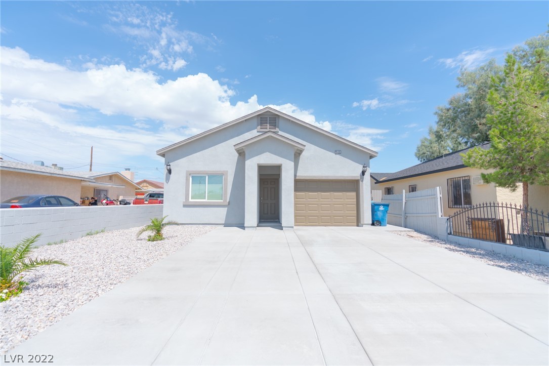 Photo 1 of 15 of 846 Hassell Avenue house