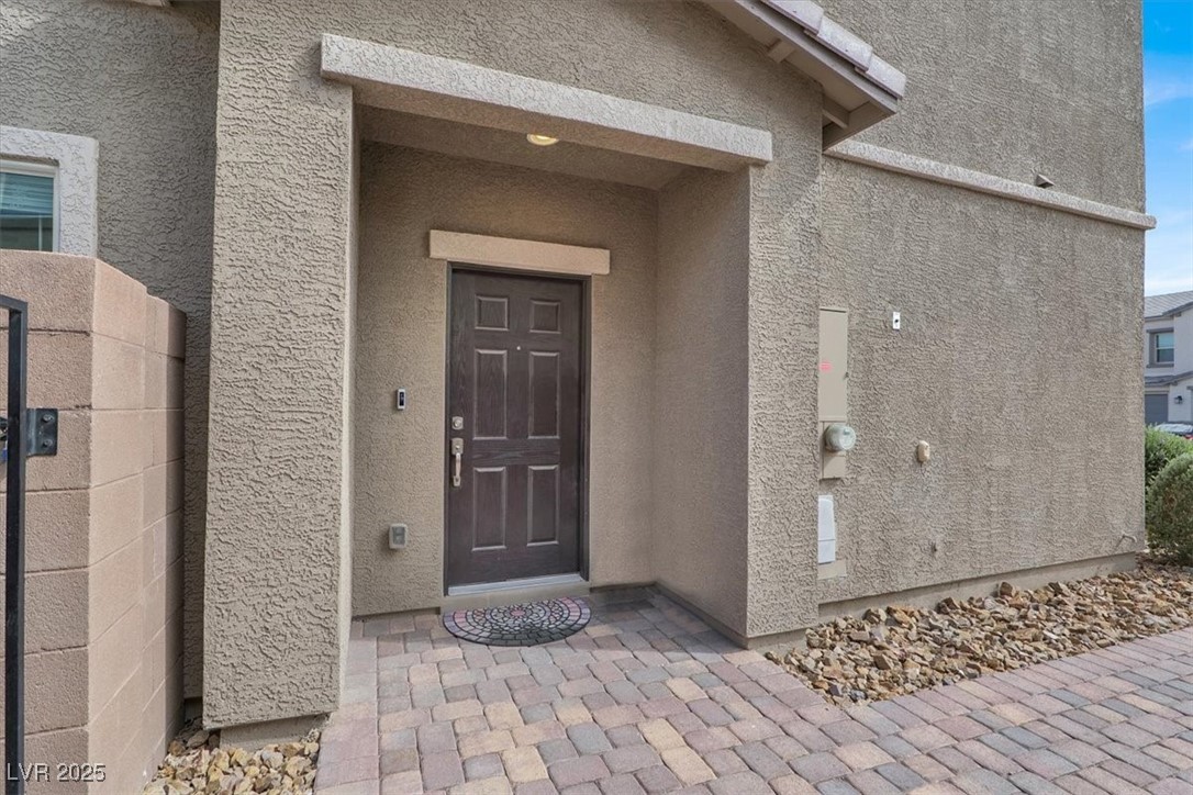 7053 Noah Raven Street