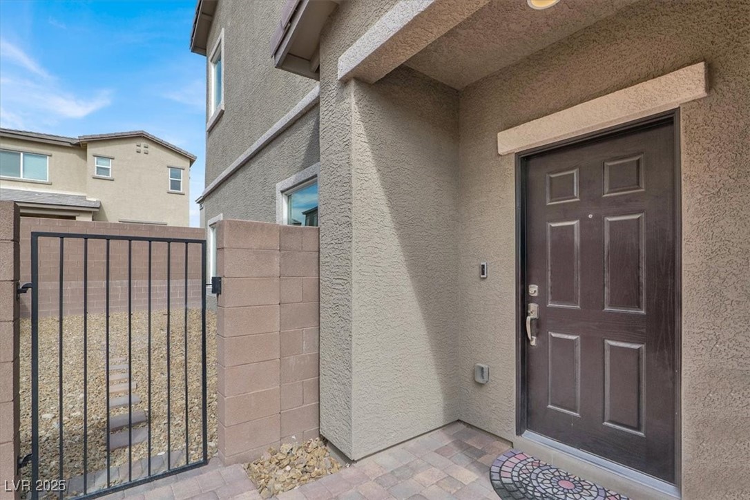7053 Noah Raven Street