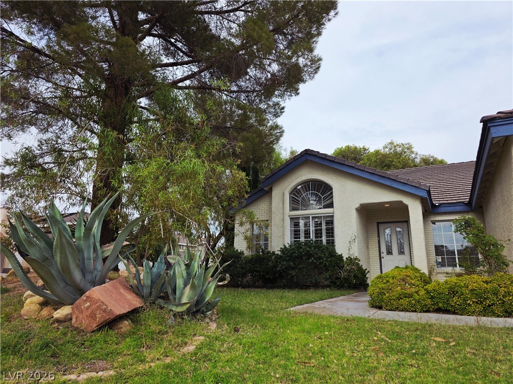2920 Setting Sun Street