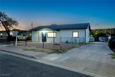 Photo of 26 E Atlantic Avenue, Henderson, NV 89015 (MLS # 2725024)