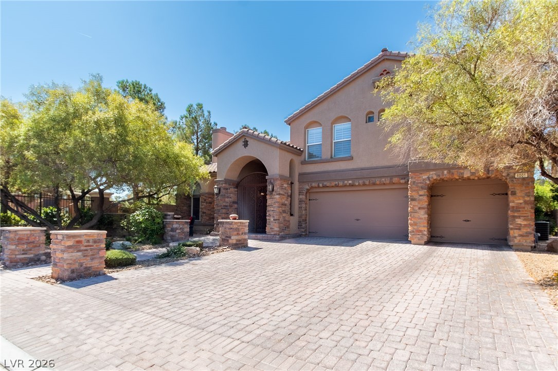 4001 Abernethy Forest Place