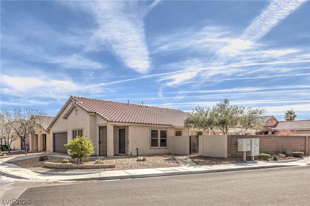 4945 Buckskin Mare Avenue