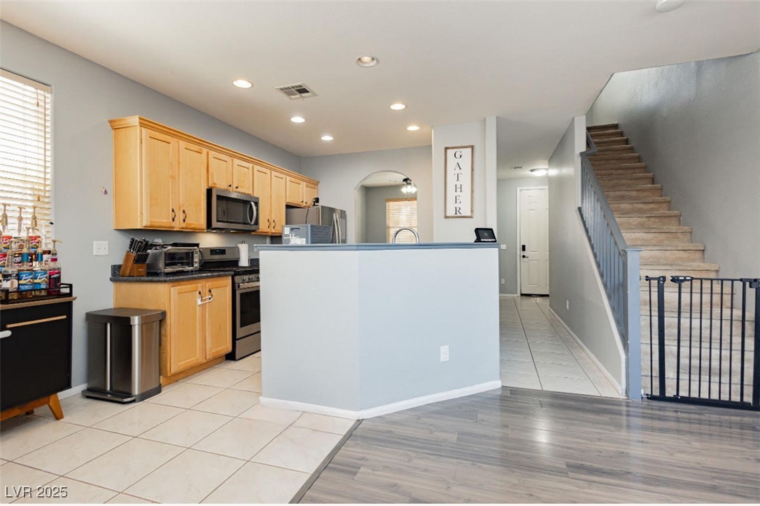 561 Fork Mesa Court, Henderson, Nevada image 13