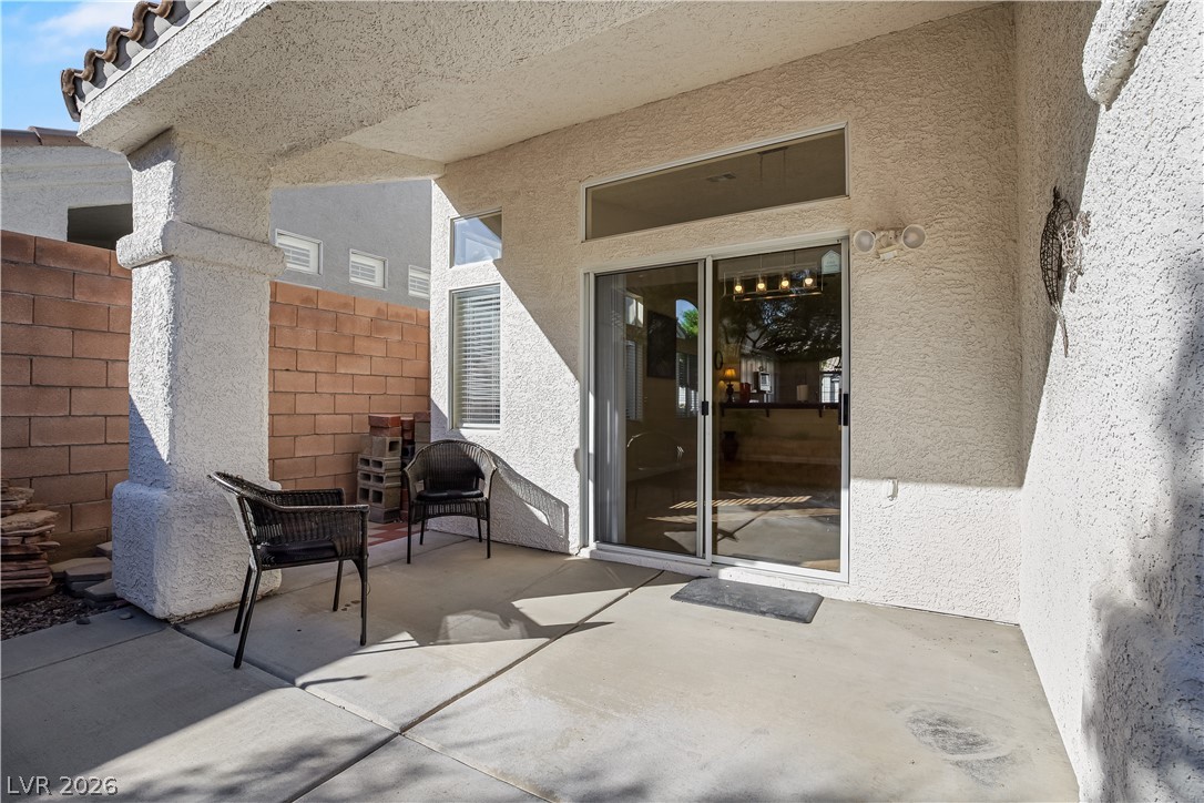 9713 Canyon Walk Avenue