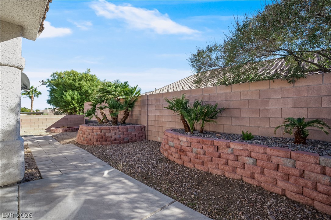 9713 Canyon Walk Avenue