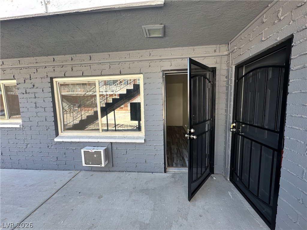 2105 Sunrise Avenue 2