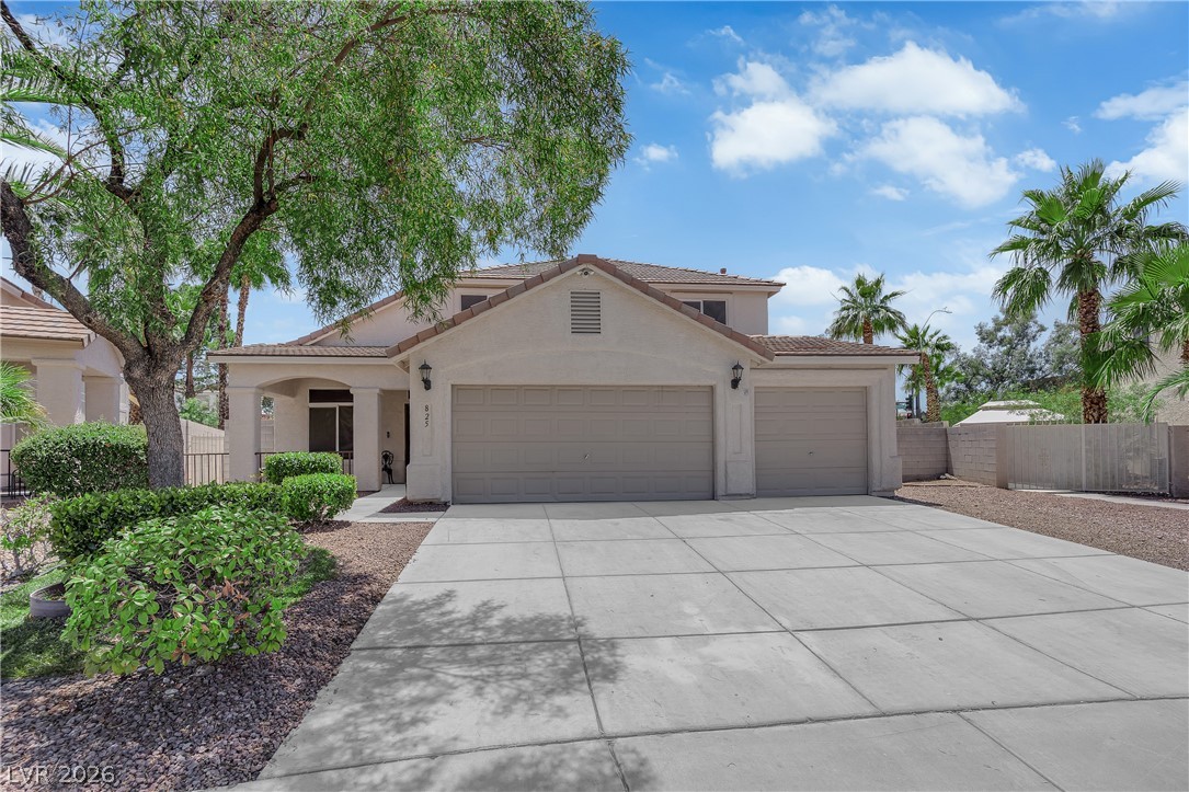 825 Gleamstar Avenue