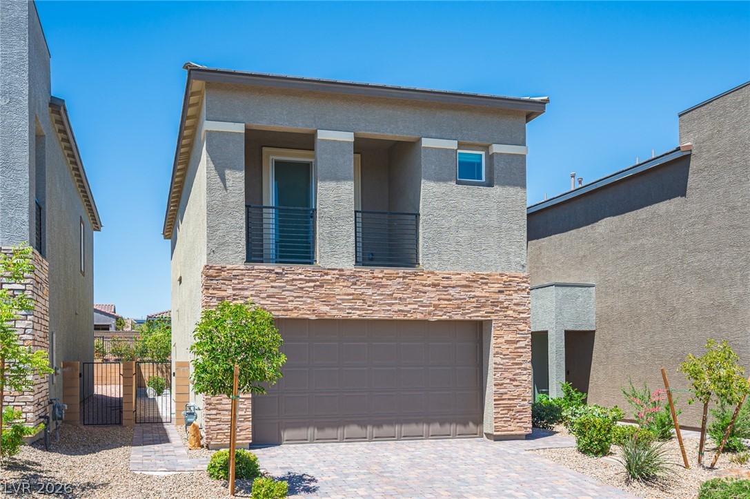 8847 Roadrunner Ravine Street