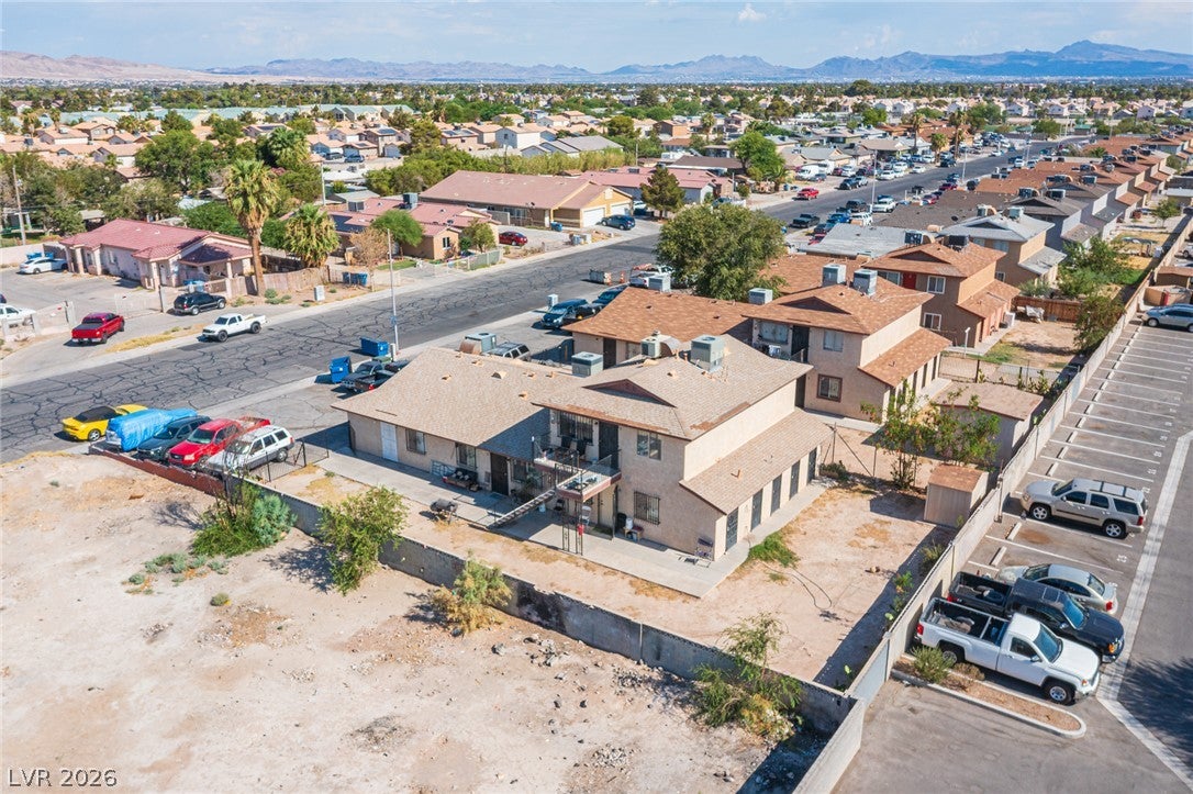1524 Henry Drive