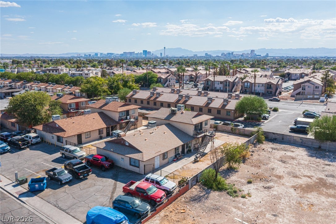 1524 Henry Drive