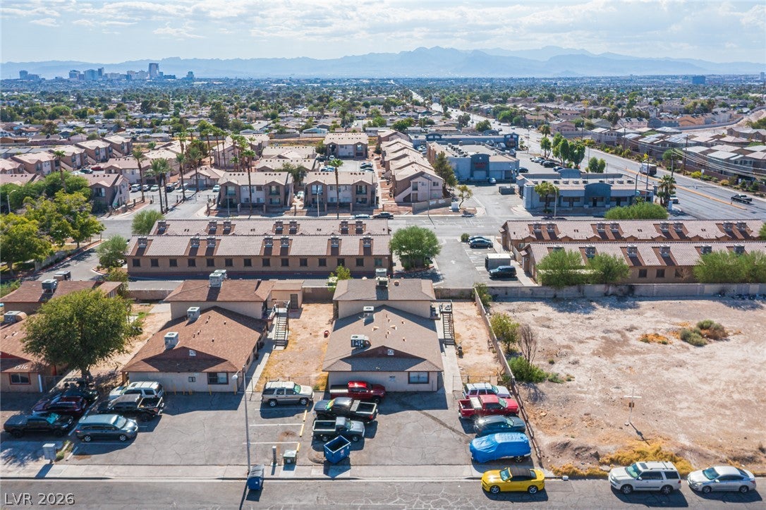 1524 Henry Drive