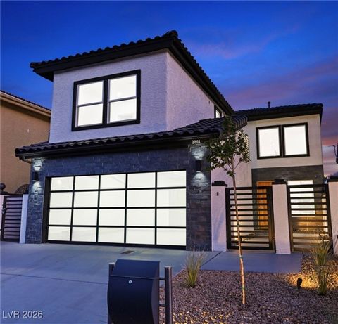 Photo of 2861 Queens Courtyard Drive, Las Vegas, NV 89109 (MLS # 2747623)