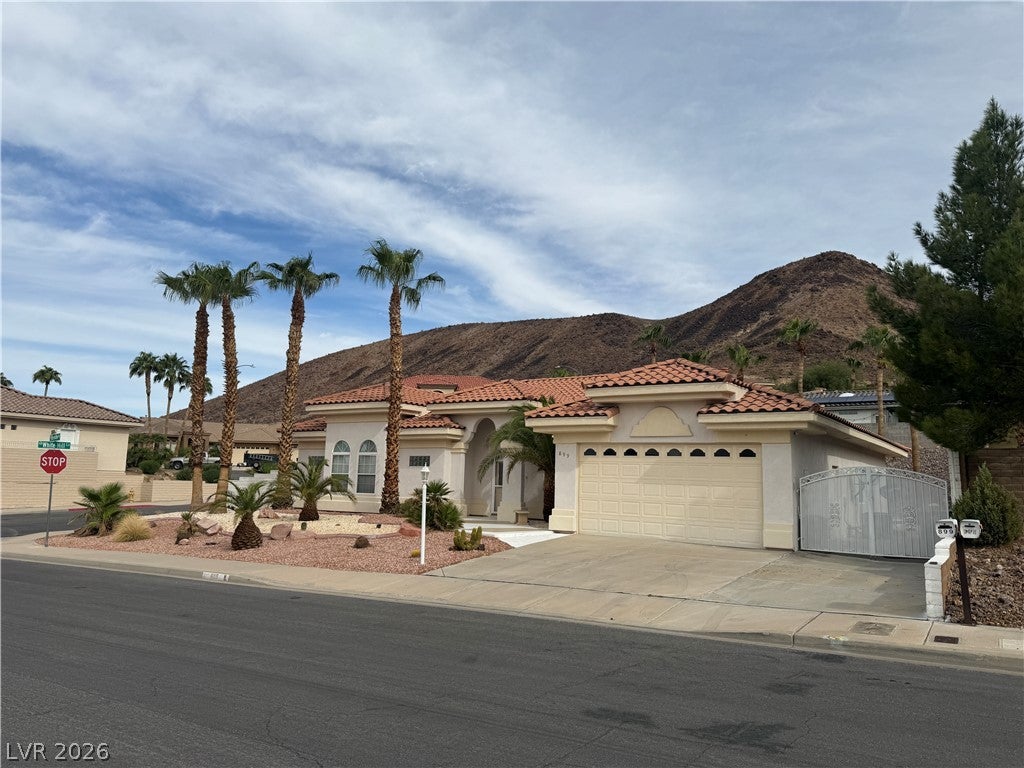 899 Rhyolite Terrace