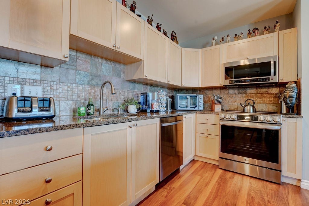 2455 W Serene Avenue 715