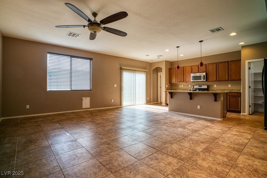 North Las Vegas, Nevada 89085, United States, 3 Bedrooms Bedrooms, ,2 BathroomsBathrooms,Residential,Active,164807