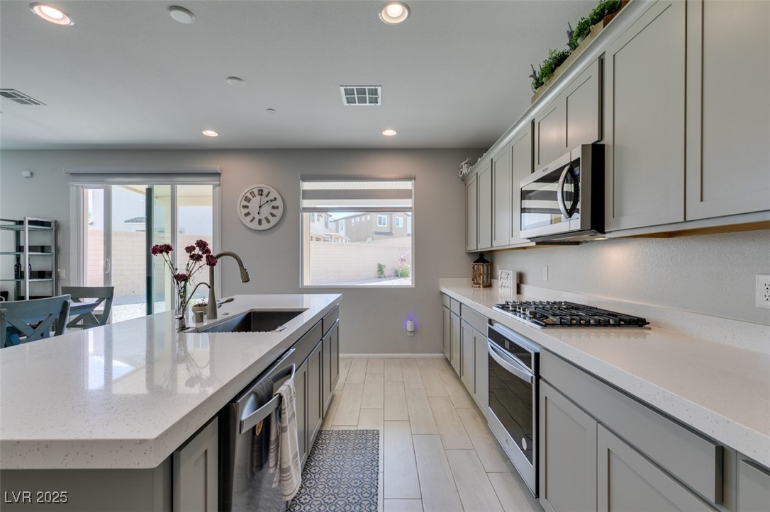 10439 Sadie Blake Avenue