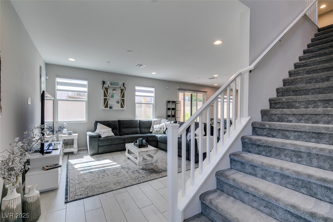 10439 Sadie Blake Avenue