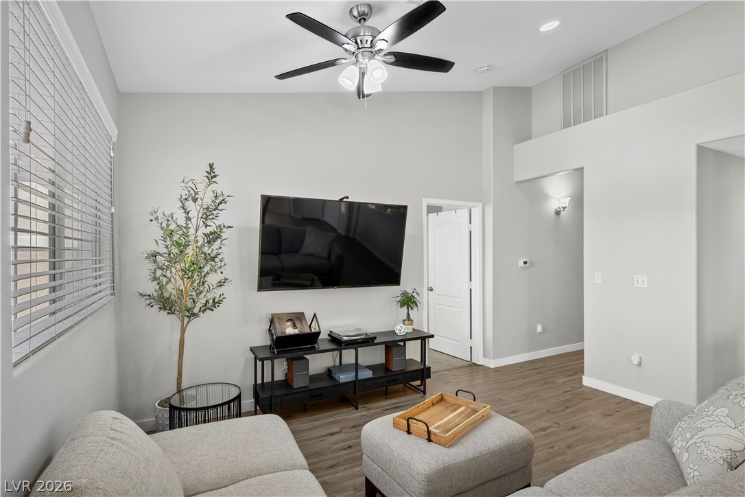 2325 Windmill Parkway 1124