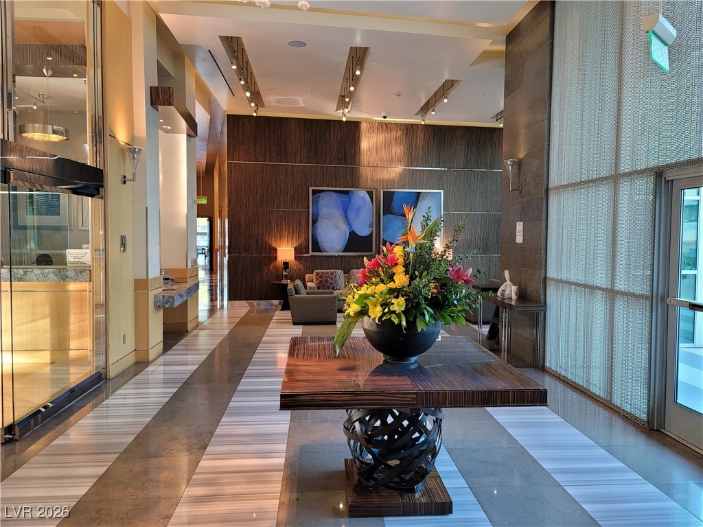 322 KAREN Avenue 504