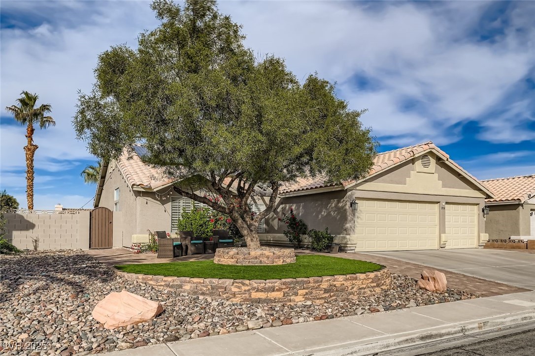 1956 Fort Laramie Lane