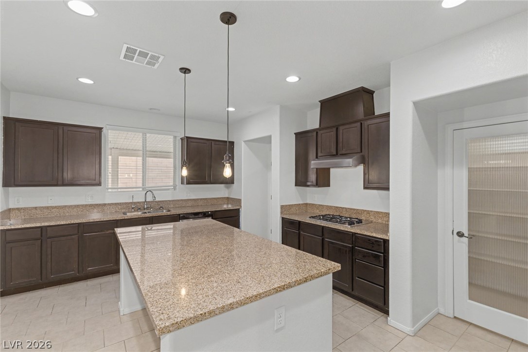 6637 Cliff Shore Court