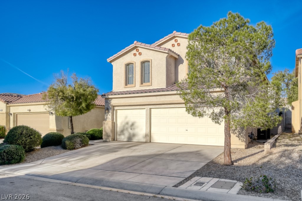 5565 Golden Palms Court