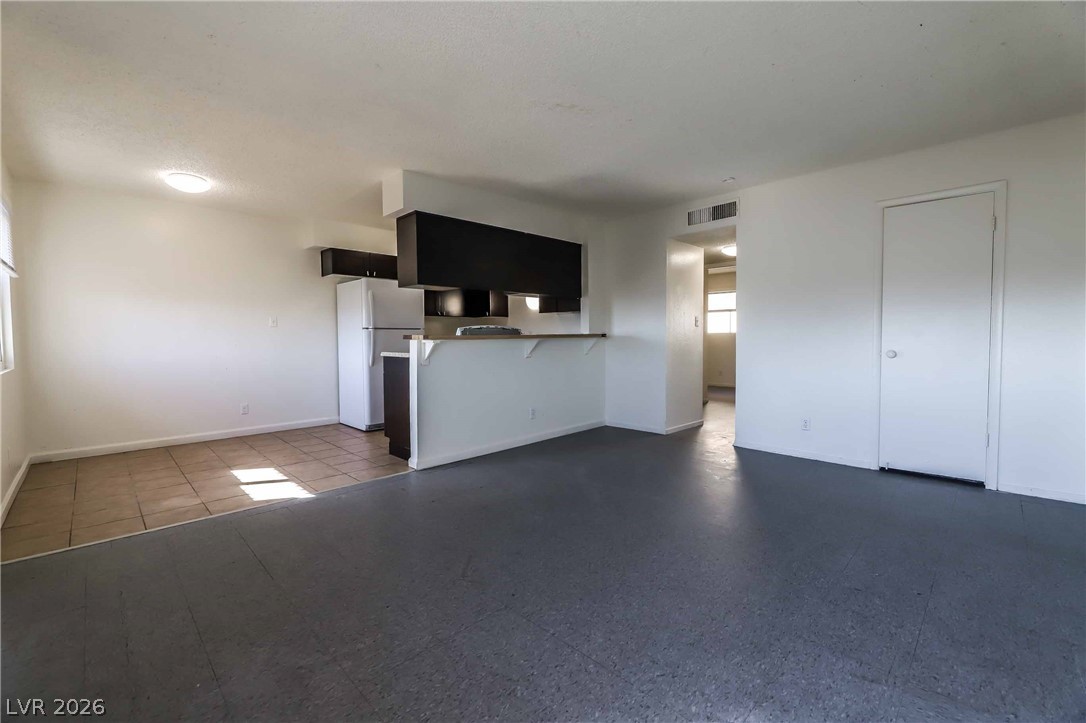 1404 E Mesquite Avenue 8