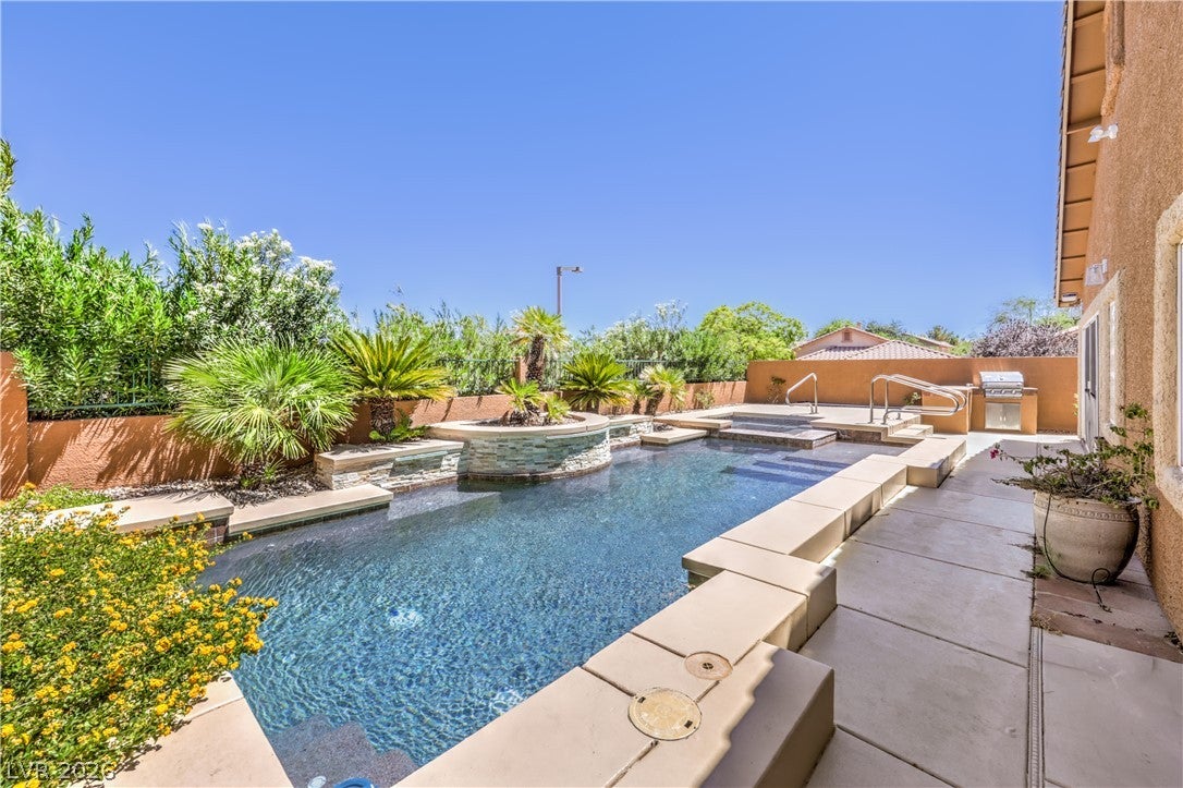 800 Royal Elm Lane