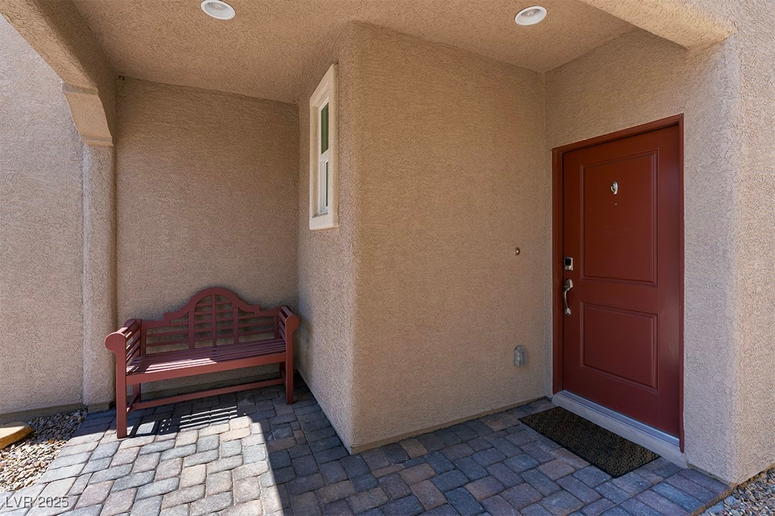 Properties 3 9852 Fisher Bay Court