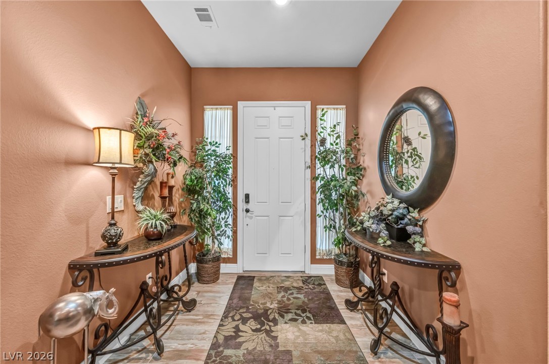 10372 Hawks Wing Street