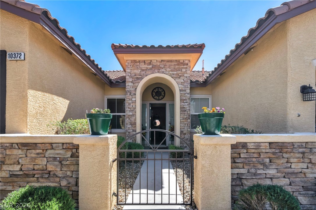 10372 Hawks Wing Street