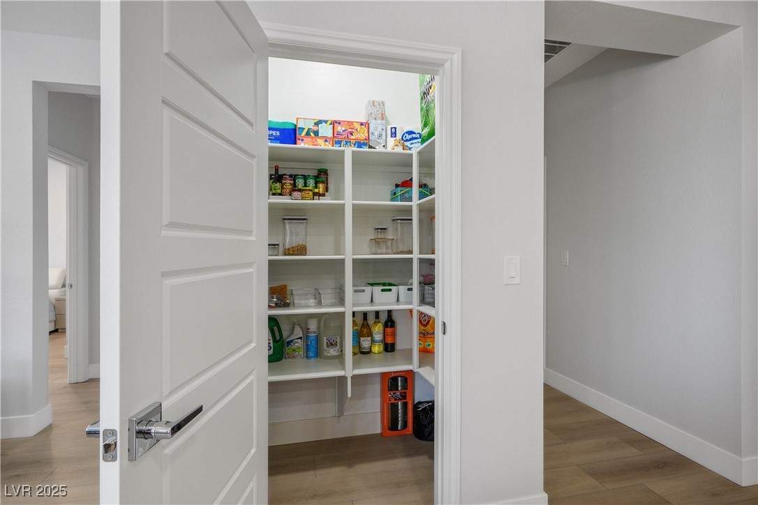 Las Vegas, Nevada 89118, United States, 4 Bedrooms Bedrooms, ,3 BathroomsBathrooms,Residential,Active,173295