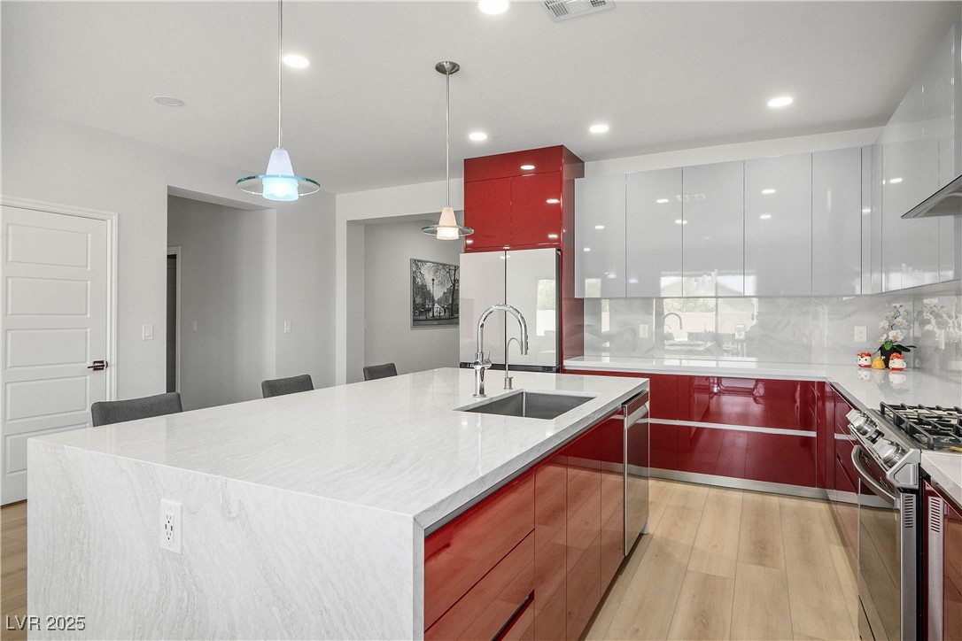 Las Vegas, Nevada 89118, United States, 4 Bedrooms Bedrooms, ,3 BathroomsBathrooms,Residential,Active,173295